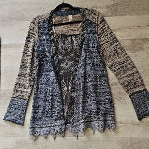 Gimmicks by BKE Textured Blue and Tan Cardigan